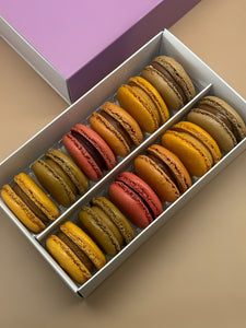 12 The Cosy Collection Macarons