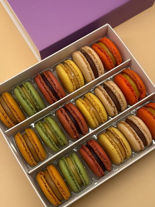 18 The Dessert Box Macarons